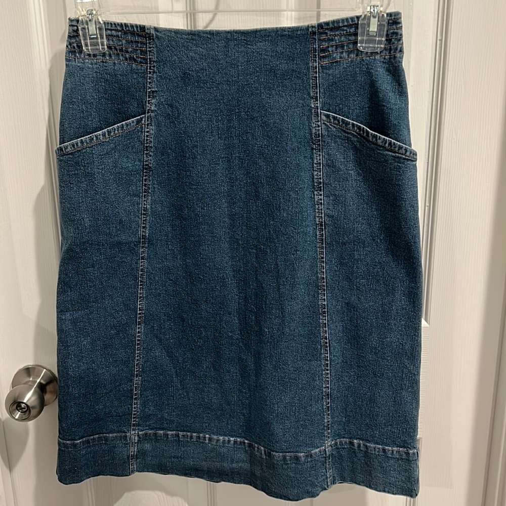 Christopher & Banks size 6 denim skirt